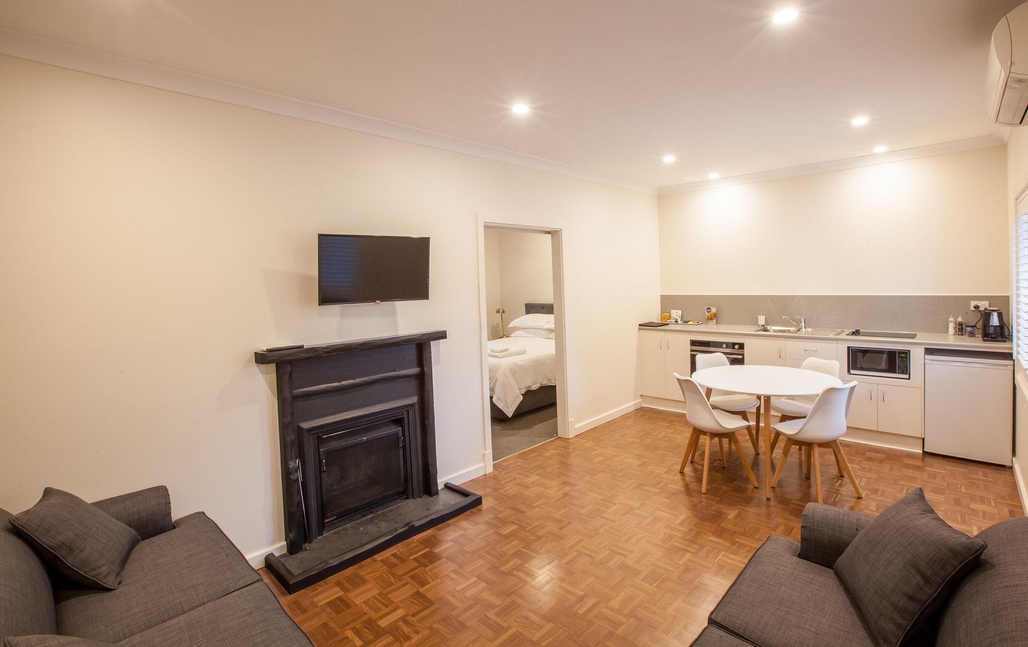 The Mill Apartments Clare Valley Екстериор снимка