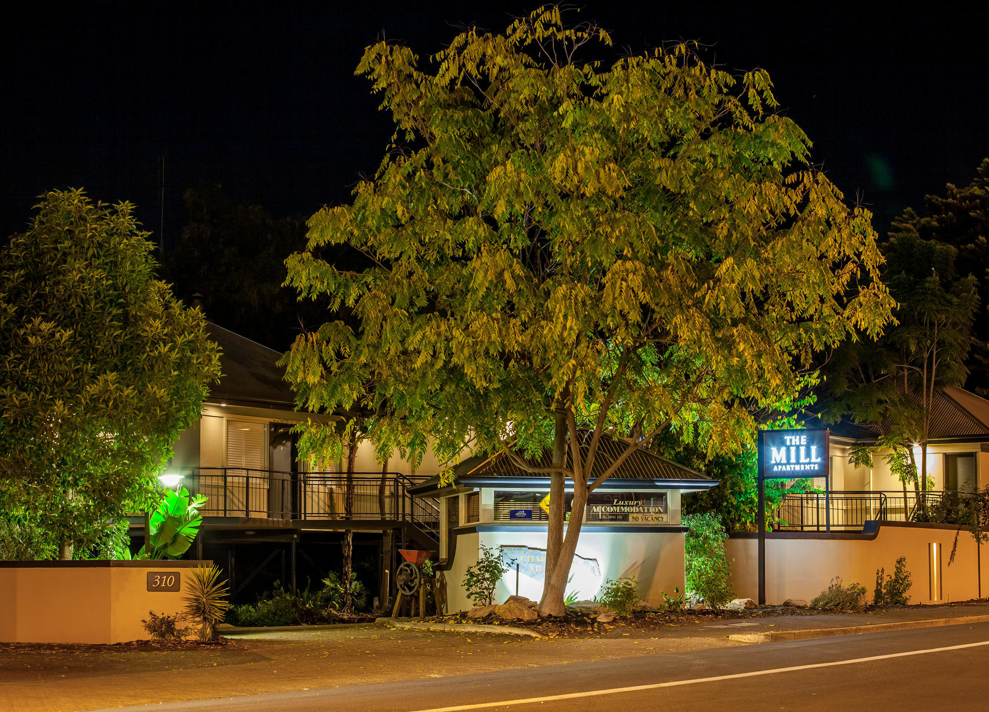 The Mill Apartments Clare Valley Екстериор снимка