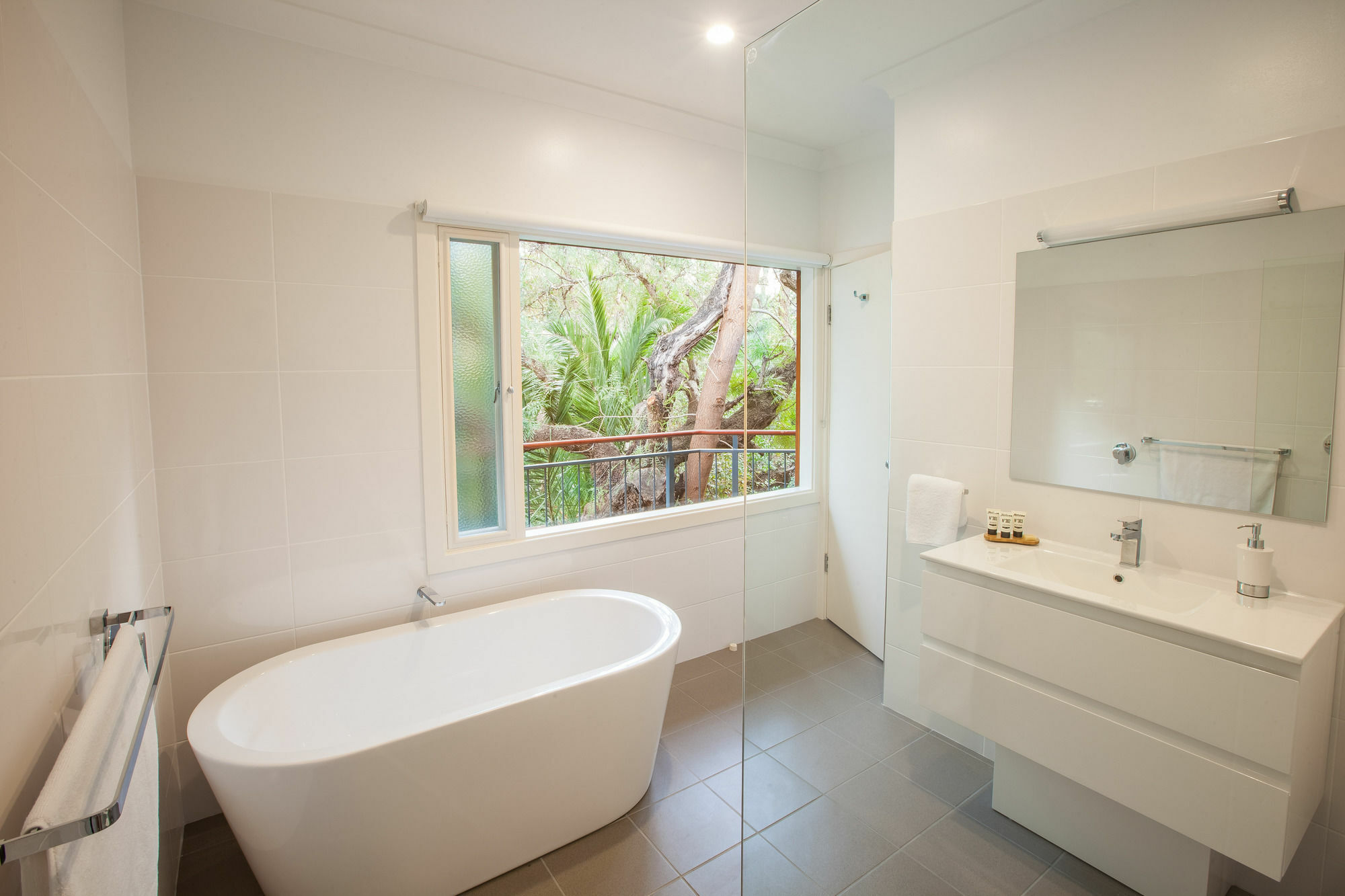 The Mill Apartments Clare Valley Екстериор снимка